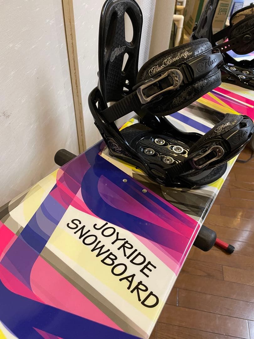 JOYRIDE スノーボード143cm+ FLUX BIN(S) ボードケース付