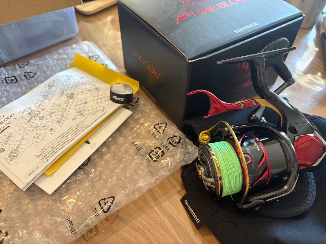 シマノ　リール　ファイアブラッド　テクニウム　C3000DXG 右ハンドル