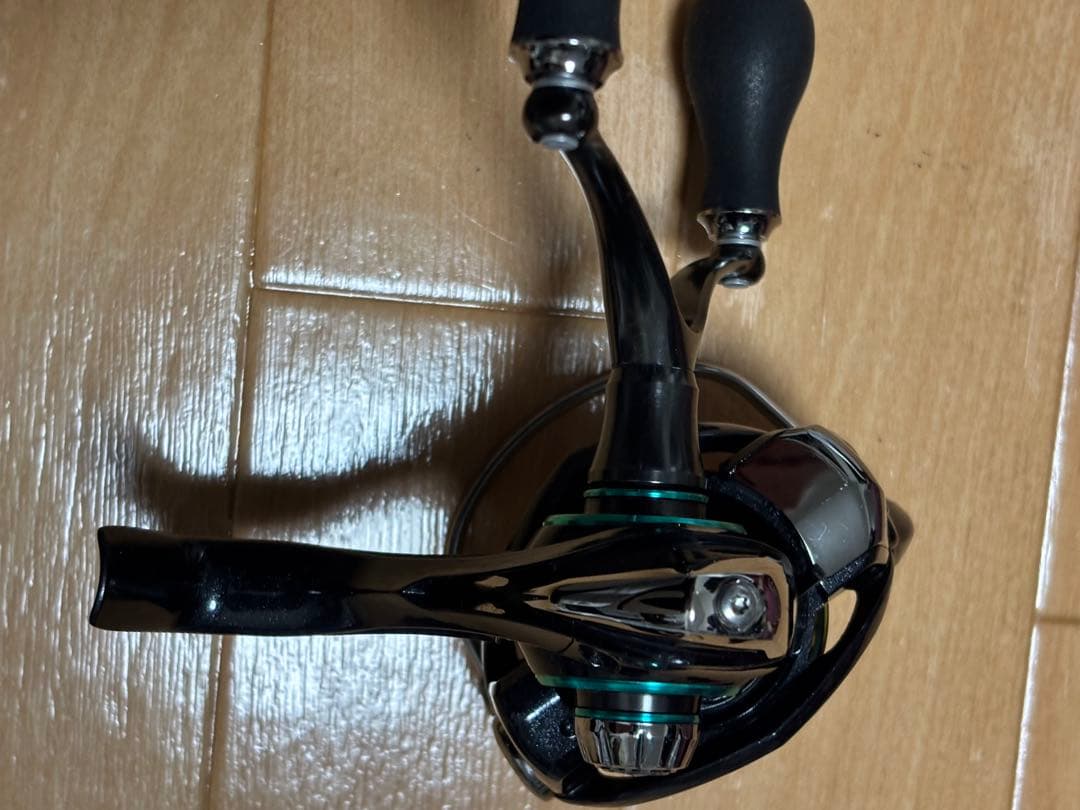 Daiwa 17 エメラルダスMX 2508PE-H-DH 美品