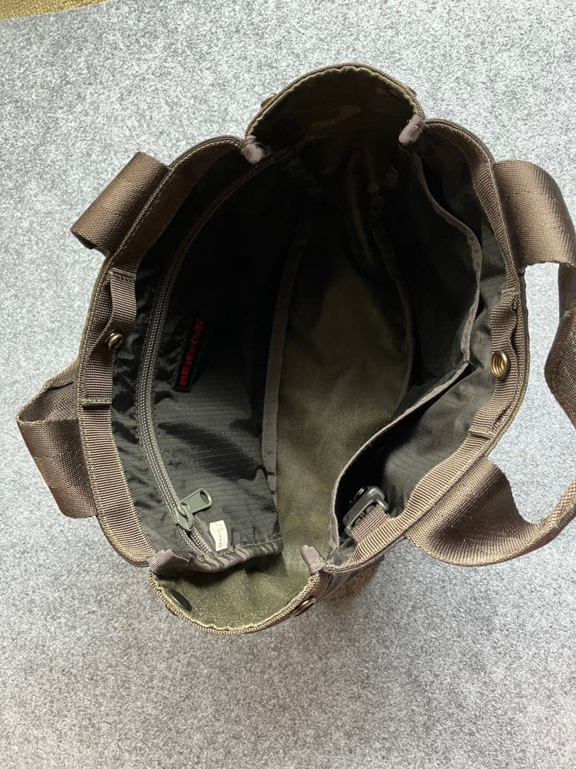 ブリーフィング　ゴルフカートバック