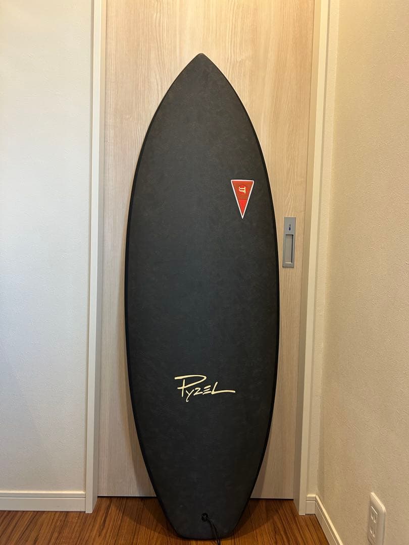 新品！パイゼル サーフボード JJF GREMLIN5’0 JJFフィン付き！