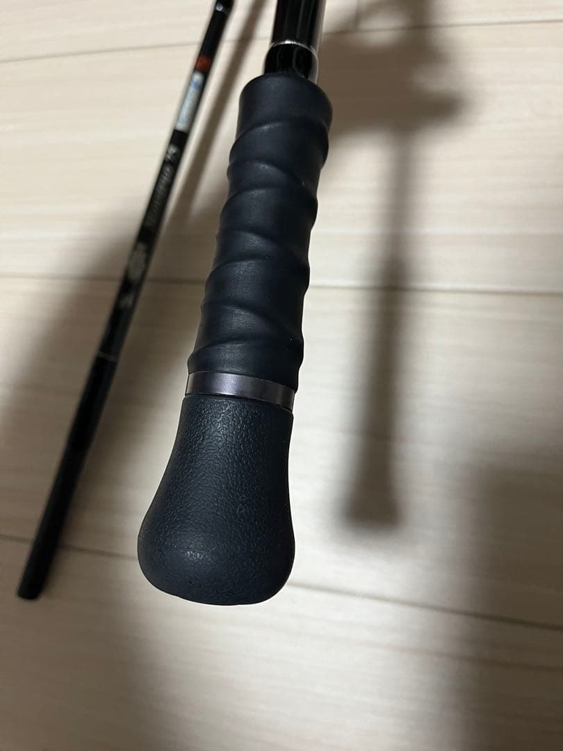 ツララ　モンストロ75