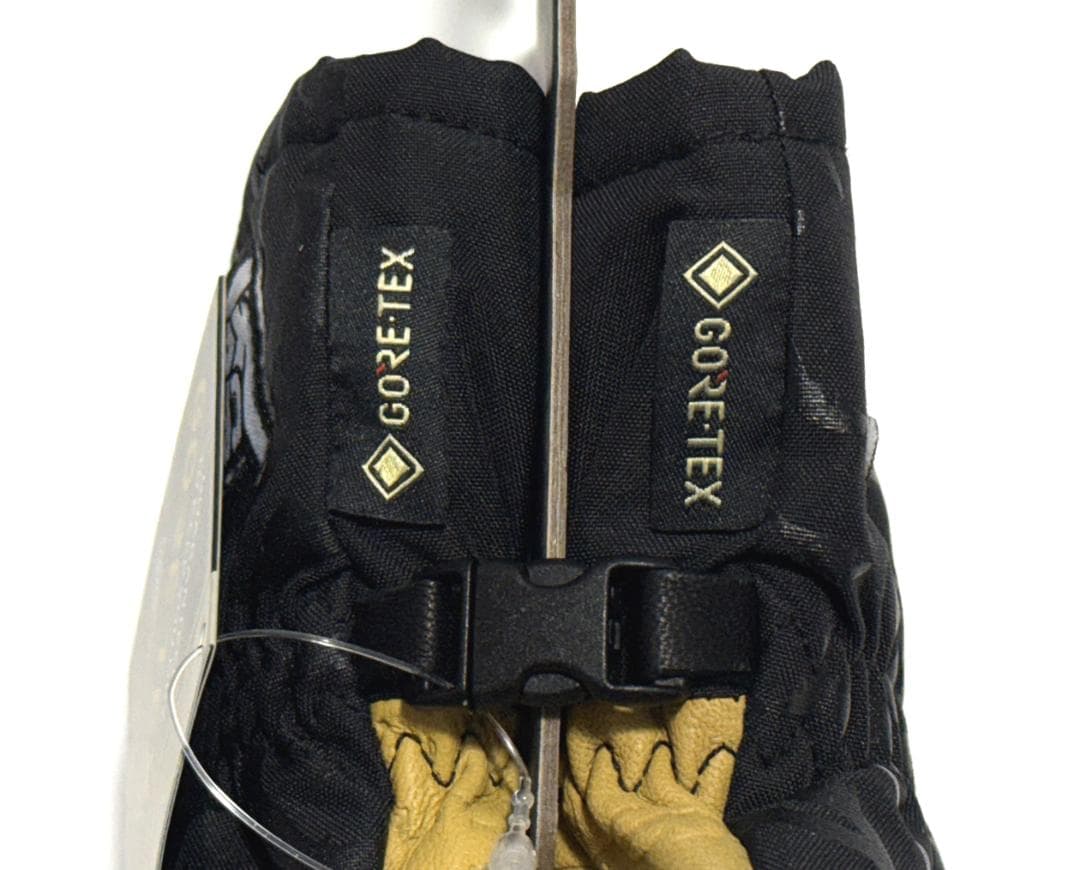 新品 DAKINE ダカイン TEAM FILLMORE GORE TEX M