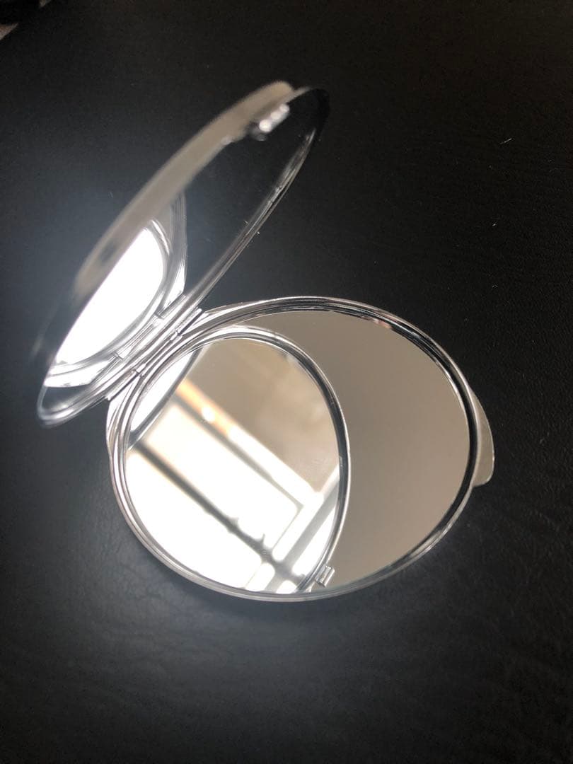 BTS 時計キーホルダー　テテ&グク　TAEKOOK ブラックカラー