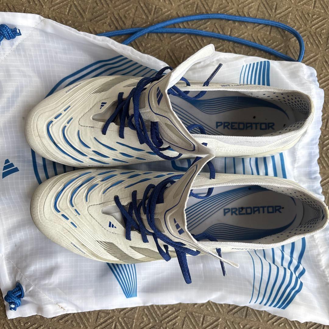 【ほぼ新品】アディダスプレデターエリートAG ホワイト/ブルー 収納袋付き