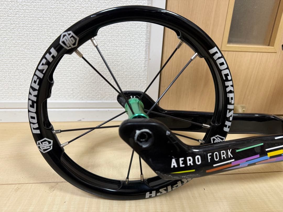 ランバイク bike8 AERO SPEED カーボンフレーム