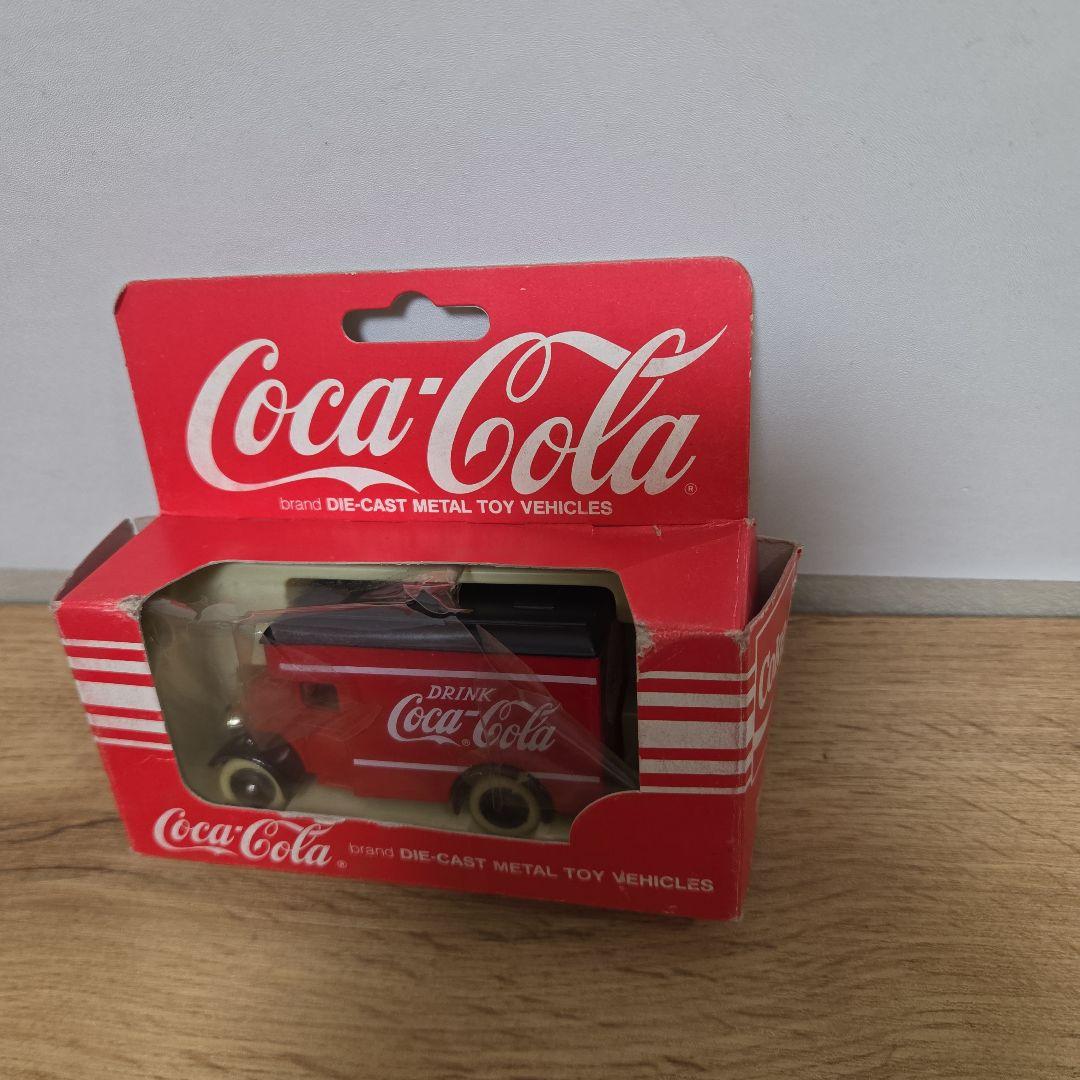 90's コカ・コーラ　ダイキャスト 英国製 メタルトイ ミニカー 4種 全8台