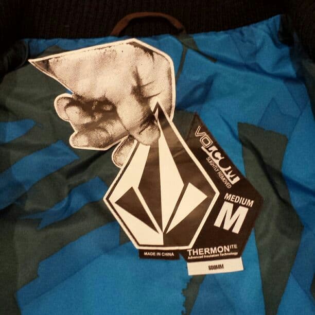 美品VOLCOMボルコムベスト！