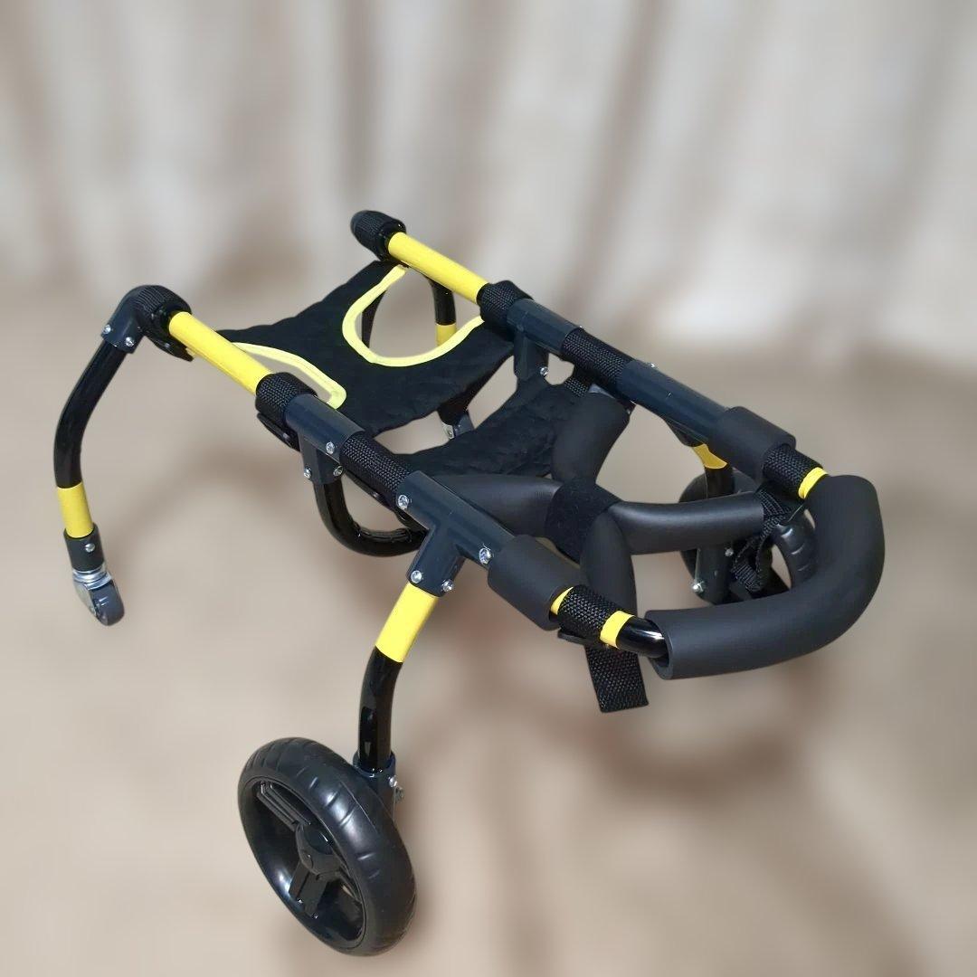 ワンちゃん4輪　リハビリ　食事補助　犬用車椅子　介護用　犬の歩行器