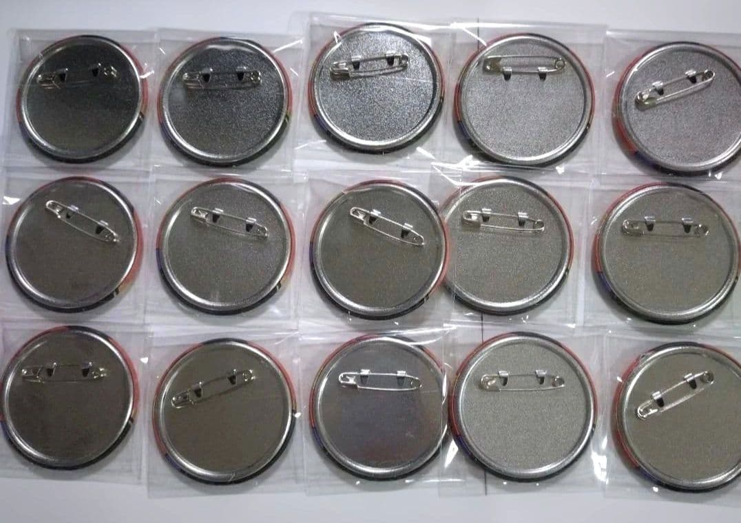 桃源暗鬼　メタリック缶バッジ　花魁坂京夜