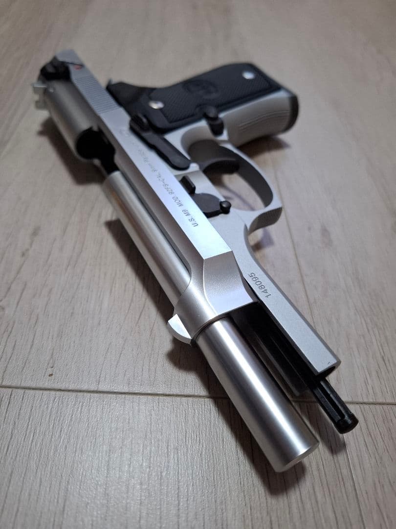 美品　東京マルイ　M92FS　IONX　ハイグレードモデル　塗装品