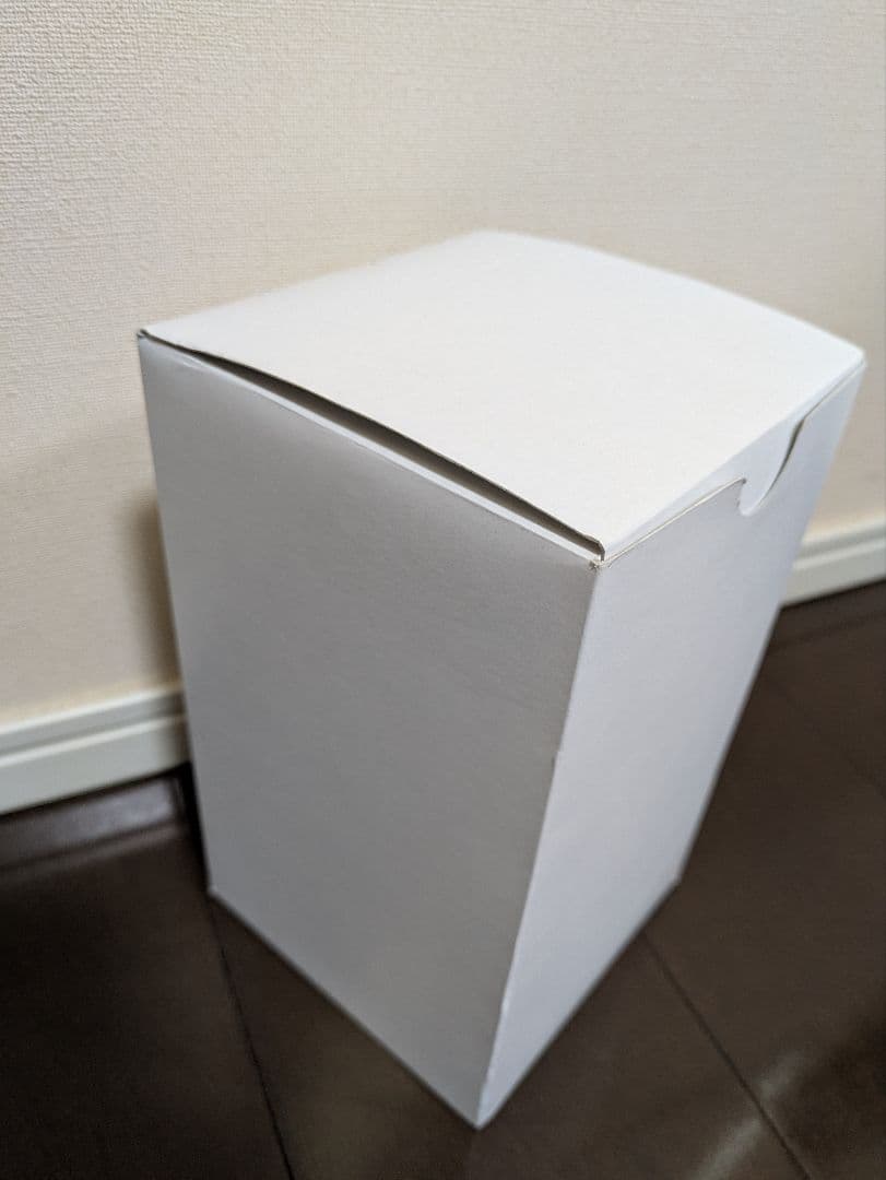 響 21年　ウイスキー 意匠　花鳥風月