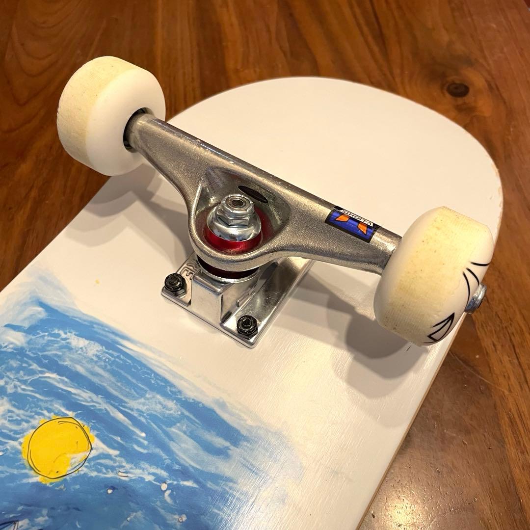 エレメント　スケートボード　コンプリート　スケボー　極美品　8インチ　ベンチャー