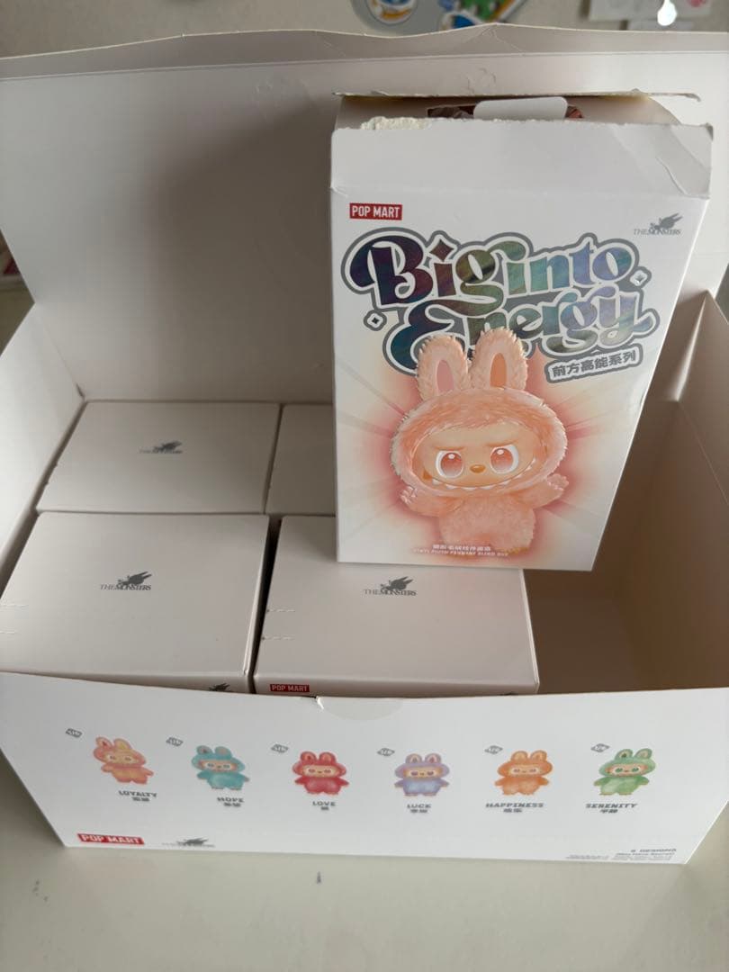 POP MART ラブブ　エナジーシリーズ　シークレット１点