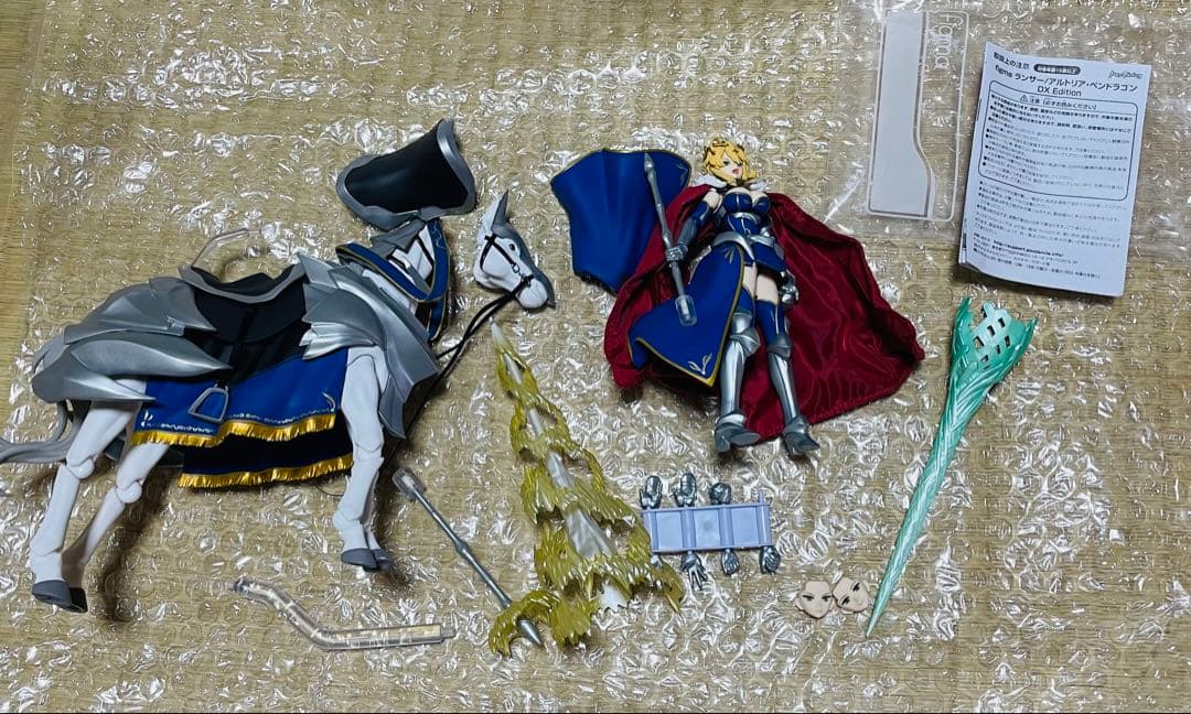 ジャンク品　figma ランサー アルトリア・ペンドラゴン DX Edition