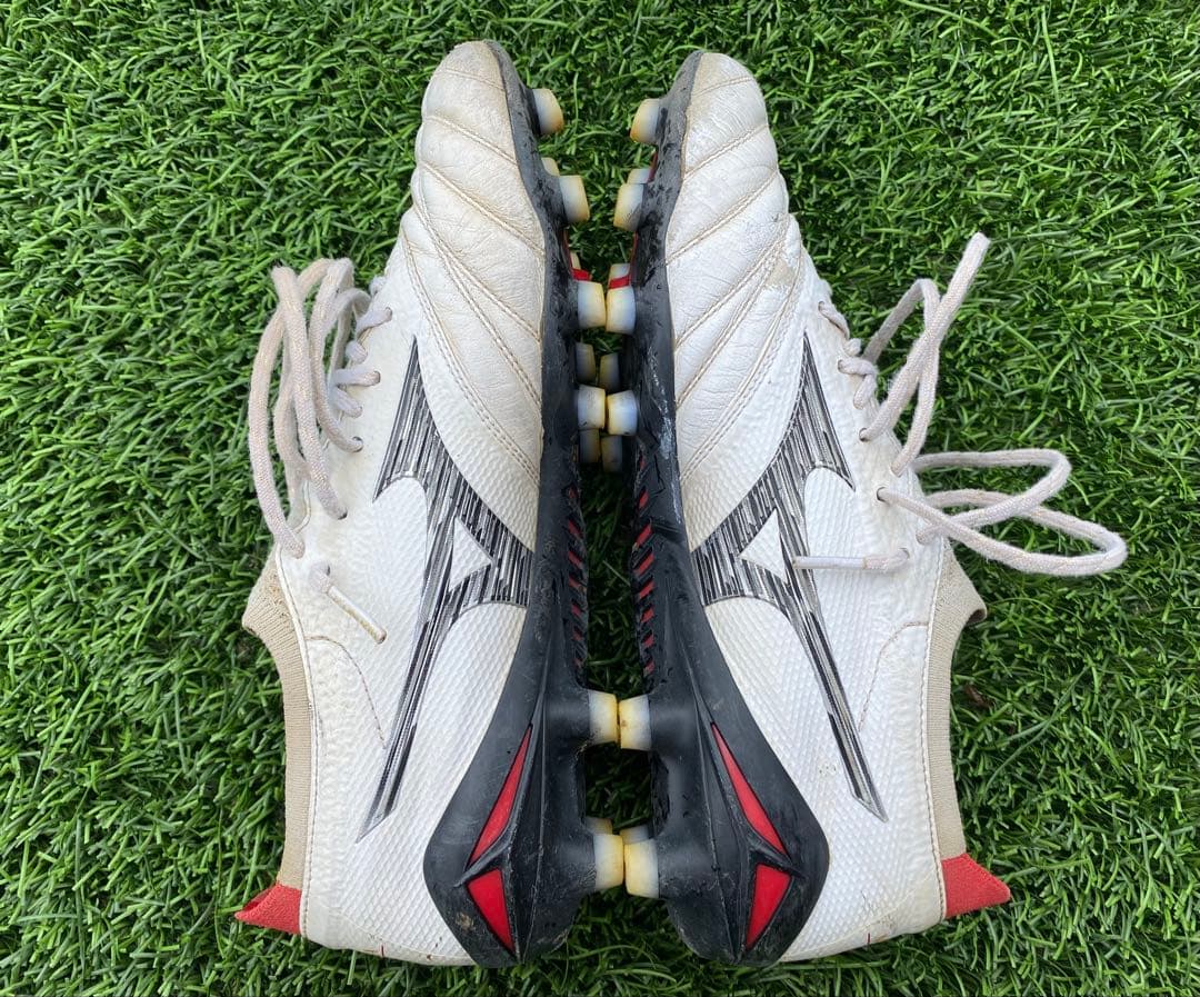 ESTJ　モレリアneo4 β 25.5cm