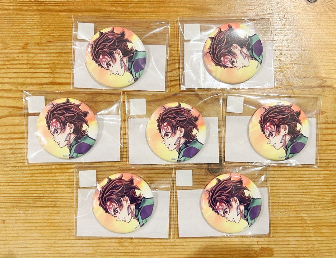 鬼滅の刃 webshopくじ 繋ぐ 炭治郎と義勇 缶バッジ 17点セット