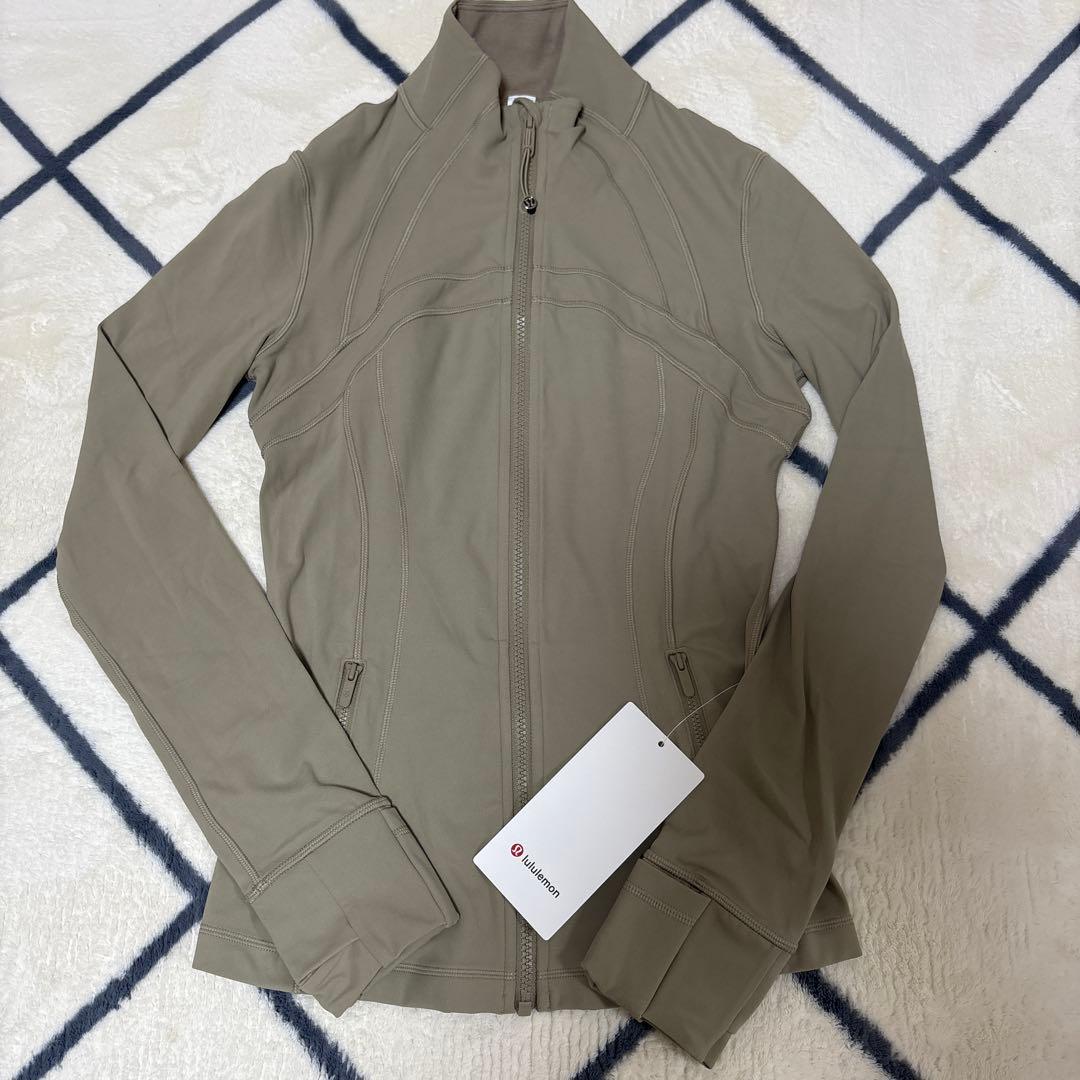 Lululemon Define Jacket - Nulu 6 ベージュ