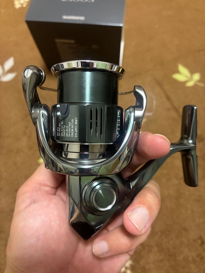 SHIMANO 22 ステラ　スピニングリール 2500S