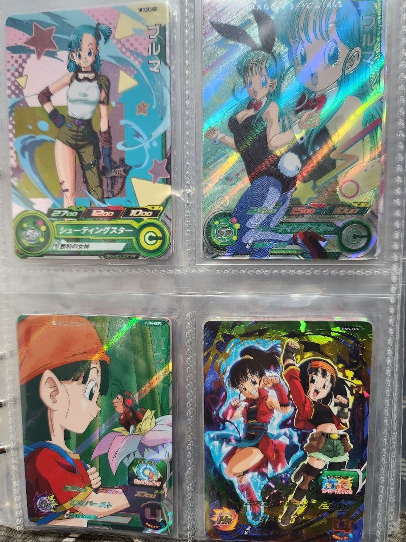 B.ドラゴンボールヒーローズまとめ売り。