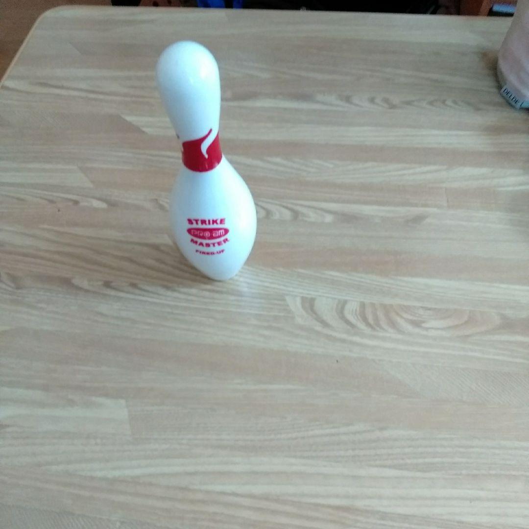ボウリングのピン