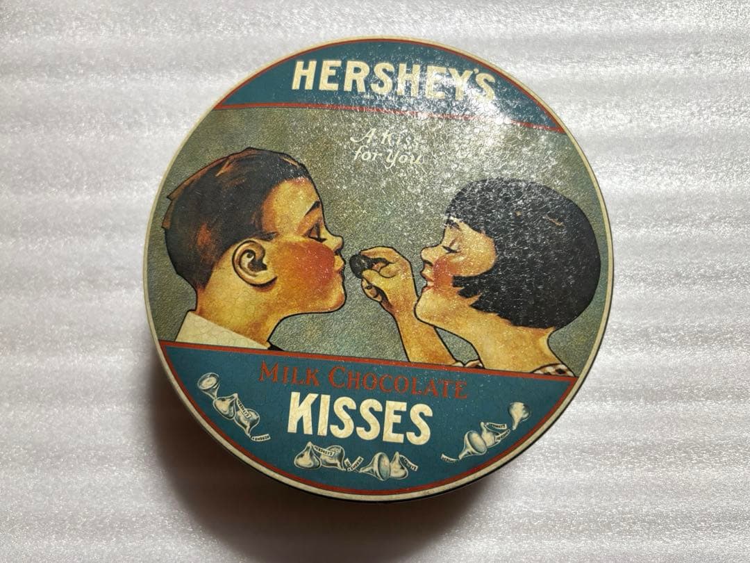 最終大幅値下 80's当時物ファンシー消しゴム16点&HERSHEY's 缶缶