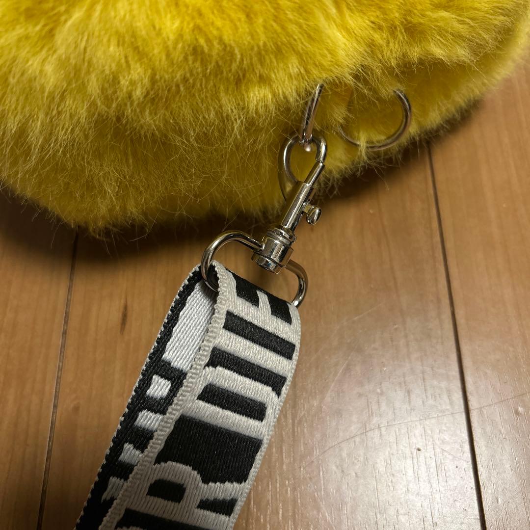 マークアンドロナ　ファーバック　イエロー