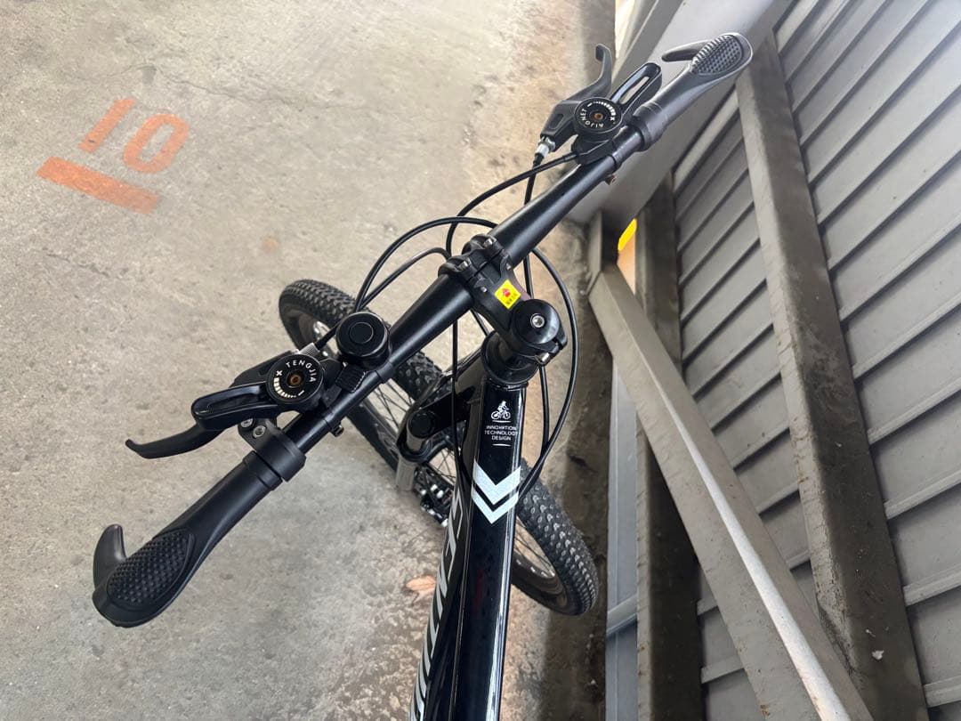 SENTUOR マウンテンバイク ブラック 26インチ手渡し限定大阪市北区