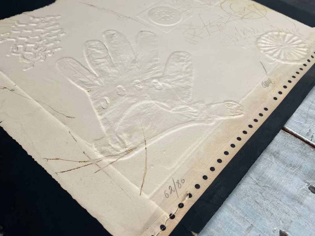 【希少】アントニー・クラーベ① 「手袋と記号」 カーボンランダム/エンボス