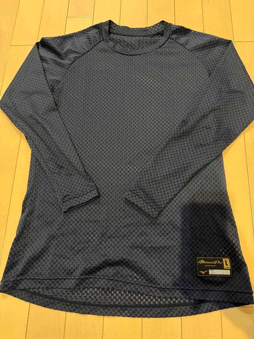 ユニフォーム、アンダーシャツ