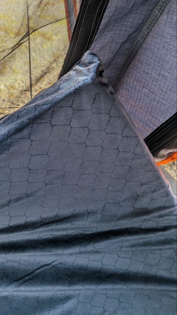 ルーフトップテント　younghunter