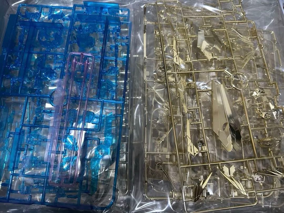 MG 1/100 ユニコーンガンダム3号機フェネクス 機動戦士ガンダムUC