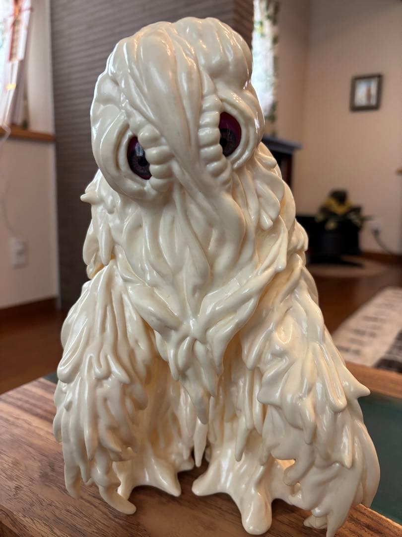 CCP × DOARAT ヘドラ成長期 白ソフビ　限定150体