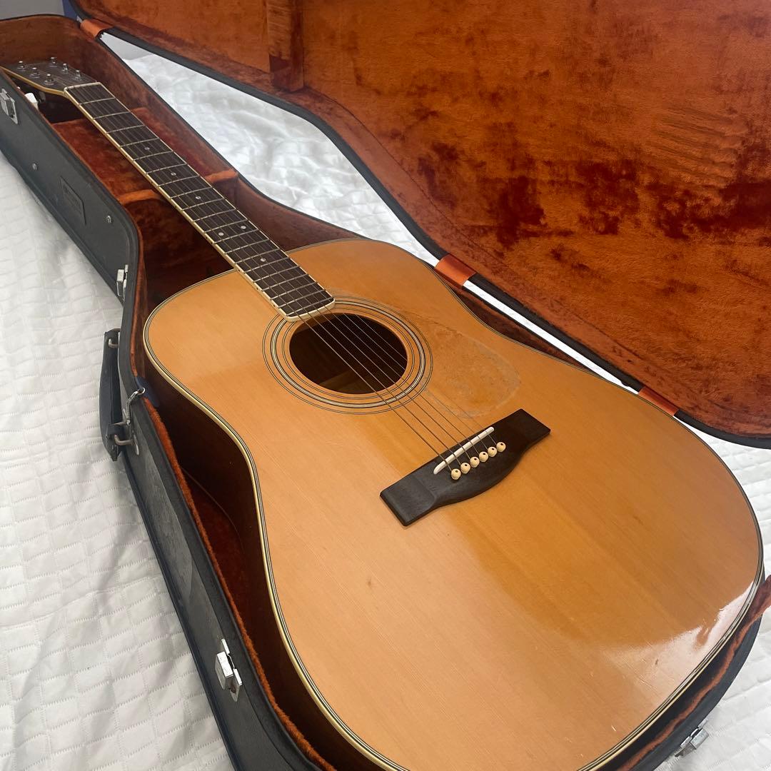 アコースティックギター　YAMAHA FG-251 ハードケース&カポ付き