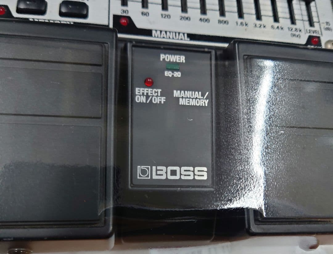 ■BOSS　EQ-20　イコライザー