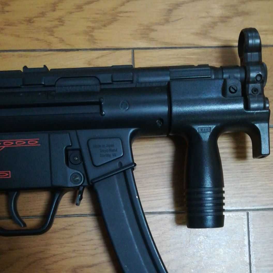 こいちゃん専用　リポバッテリー付き東京マルイ 電動ガンMP5K(クルツ)