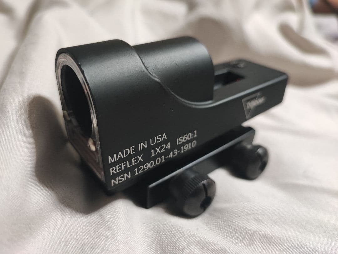 Trijicon リフレックス RX01 1x24 ドットサイト