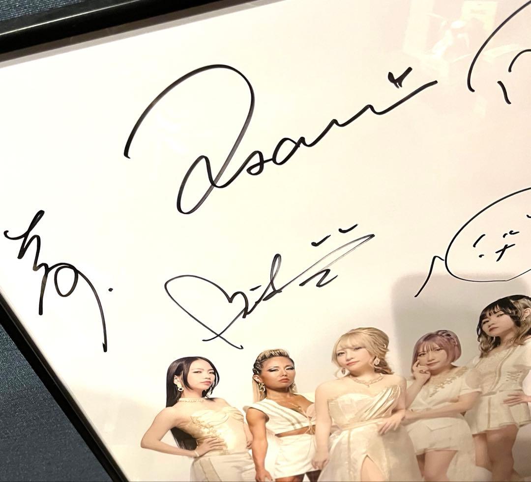 LOVEBITES 直筆サイン入りポスター