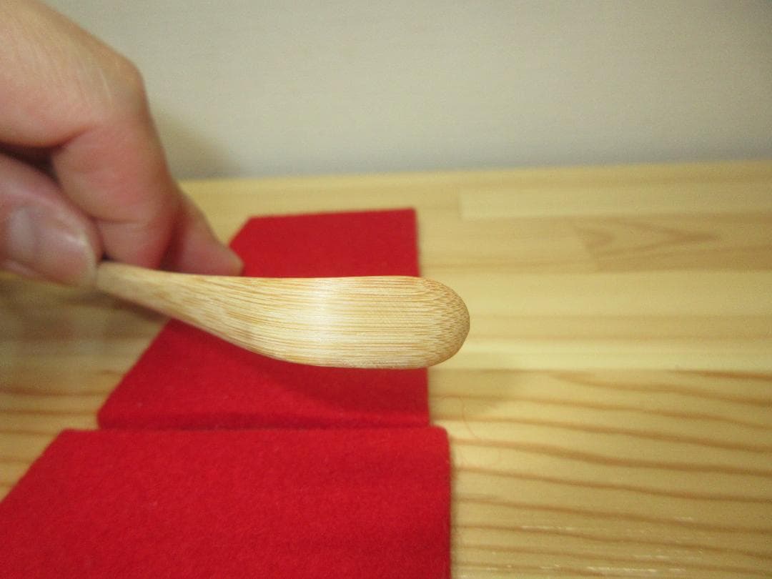 送料込【逢絢亭・新品】茶道具 茶杓 浸竹 「鳴子」福本積応書付 宗篤作 共箱入り