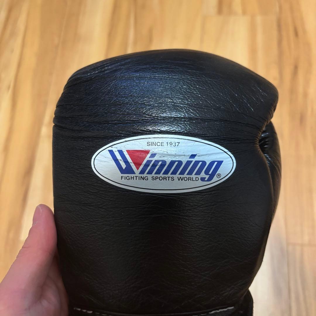 Winning ボクシンググローブ 8 oz 黒　ブラック