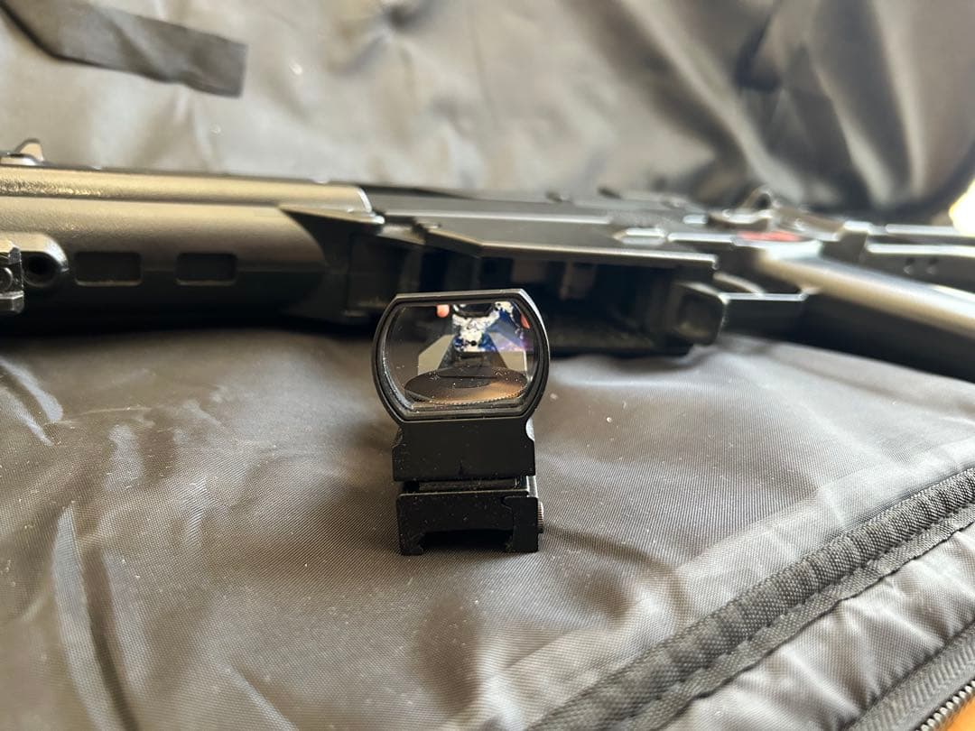 東京マルイg36c 電動ガン18歳以上バッテリー&充電器　電動ハンドガンUSP