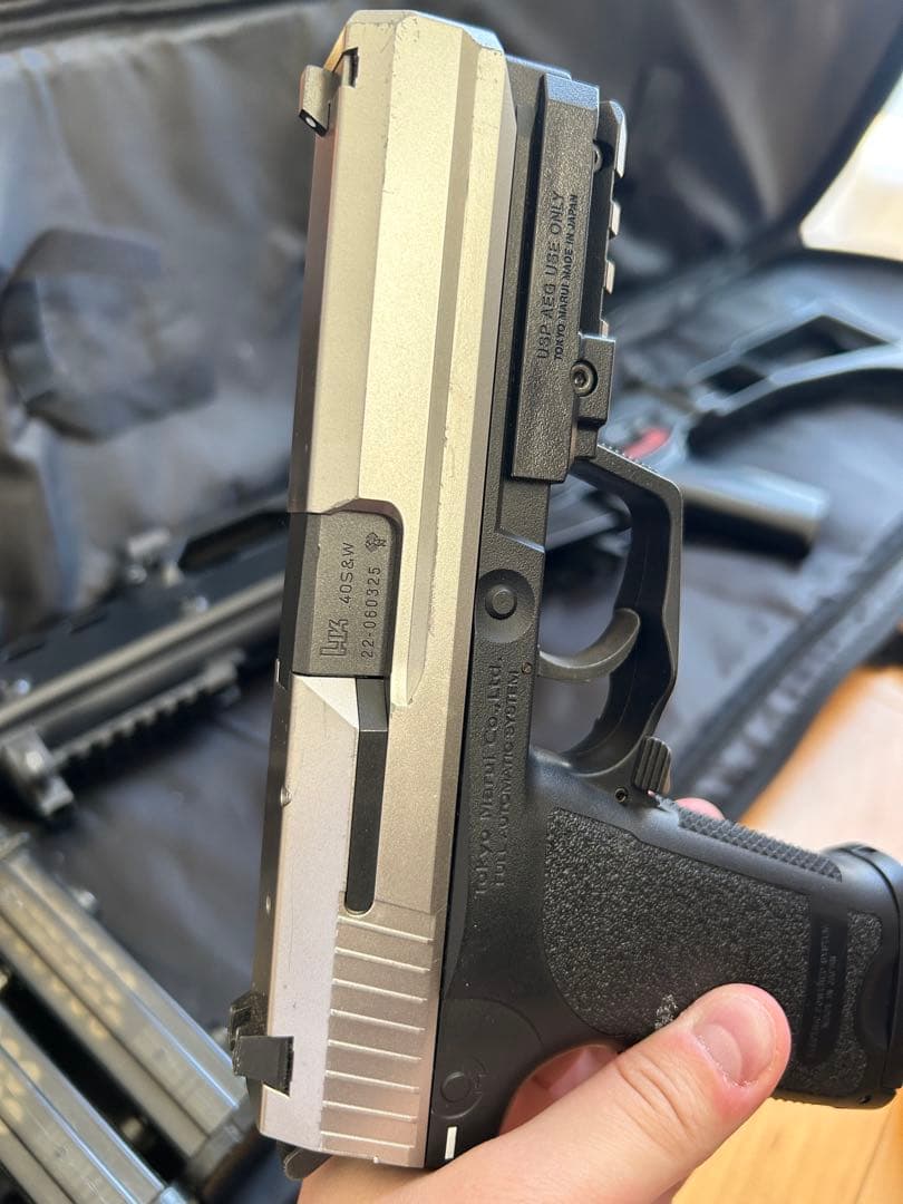 東京マルイg36c 電動ガン18歳以上バッテリー&充電器　電動ハンドガンUSP