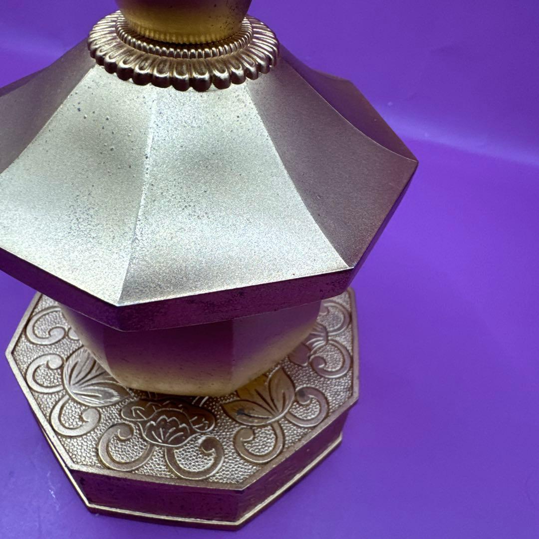 実家整理品　八角五輪塔　？　重さ　約1335g