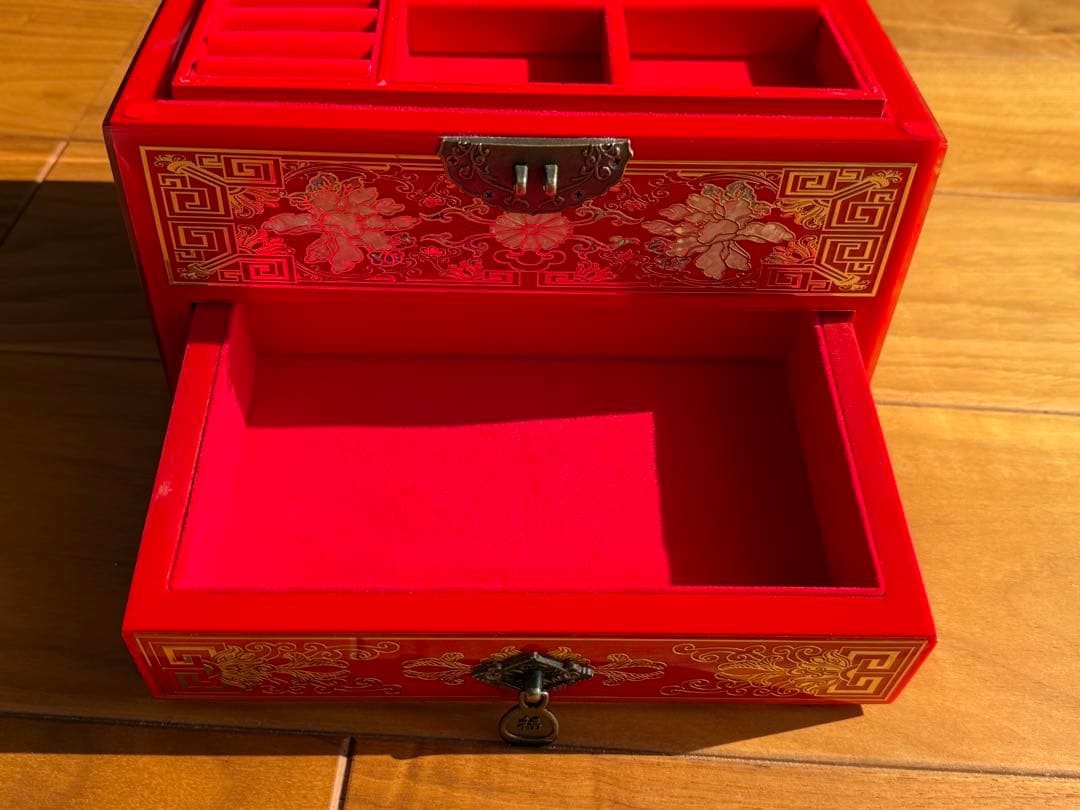 【新品未使用】ジュエリーボックス 漆器 宝石箱 小物入れ アンティーク