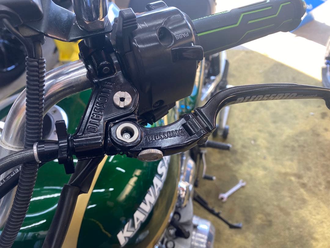 ACCOSSATO(アコサット) 専用スイッチ/ ブラック/ゼファー750