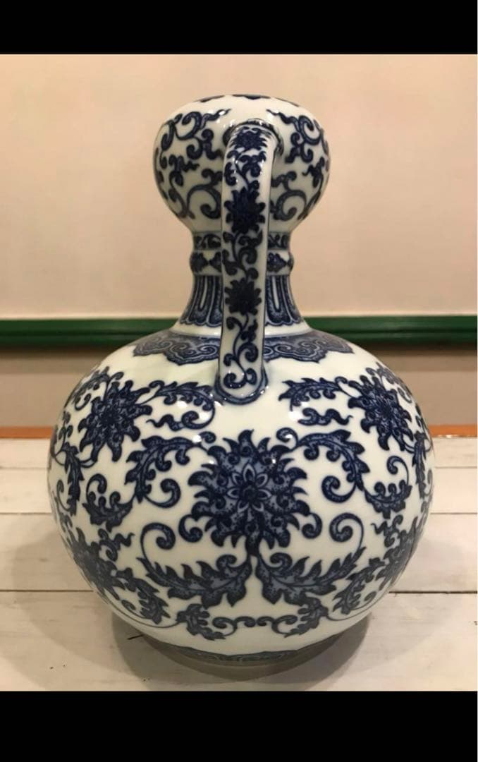 青花　壺　磁器　骨董品　銘あり