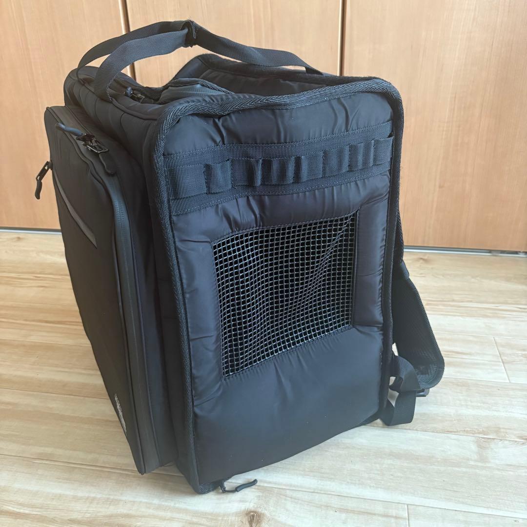 リュック キャリーケース ペット バックパック 拡張　マンダリンブラザーズ　黒