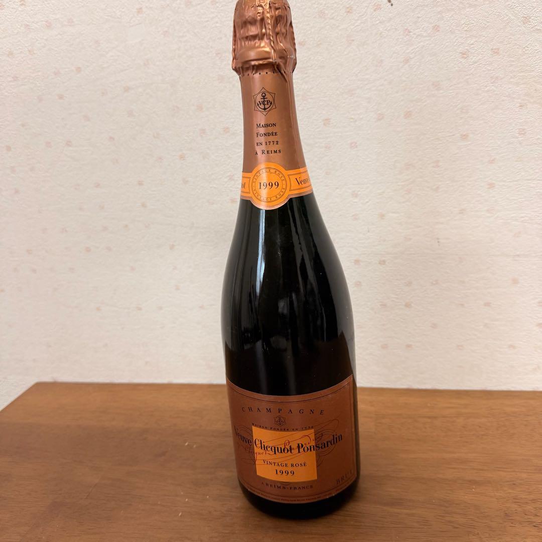 ● 新品未開封 ヴーヴ クリコ ヴィンテージ ロゼ 1999