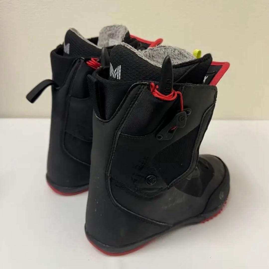 FLUX スノーボードブーツ 女性用 ブラック/レッド 23.0cm