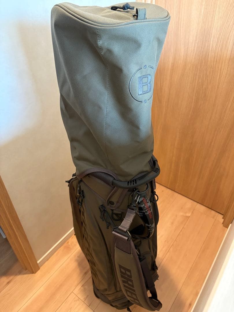 【美品】　BRIEFING キャディバッグ　レンジャーグリーン